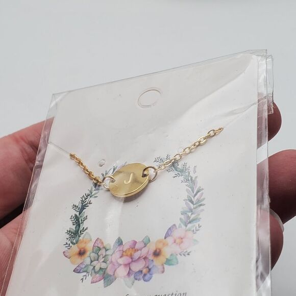 Gold plated initial J‎ customized necklace nwt - Picture 2 of 3
